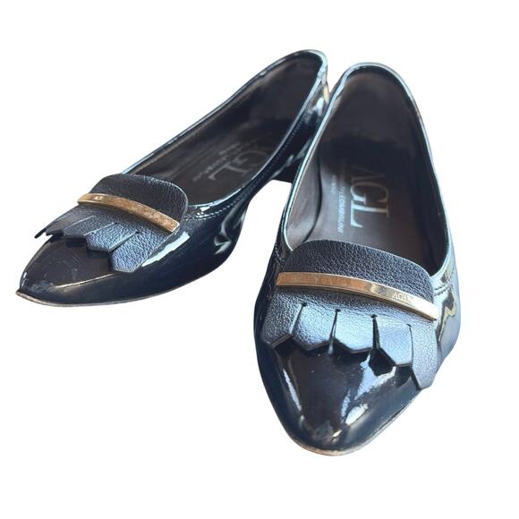 AGL Designer Pointed Toe Fringe Career Flats Navy Gold Leather Italian Size 6.5 - Picture 1 of 10
